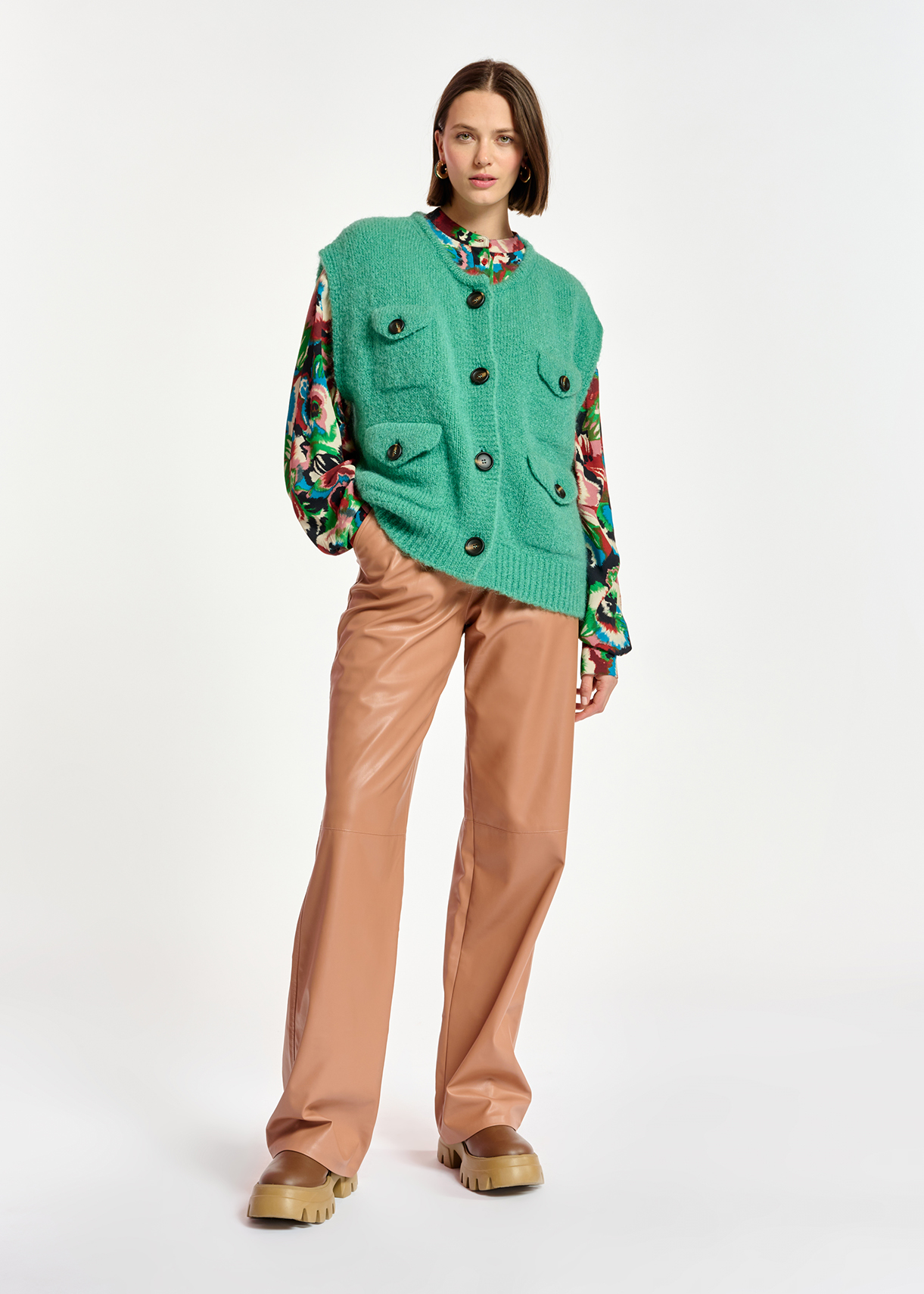Donkerbeige mouwloze cardigan van mohairmix RE—SSENTIEL tweedehands photo 4