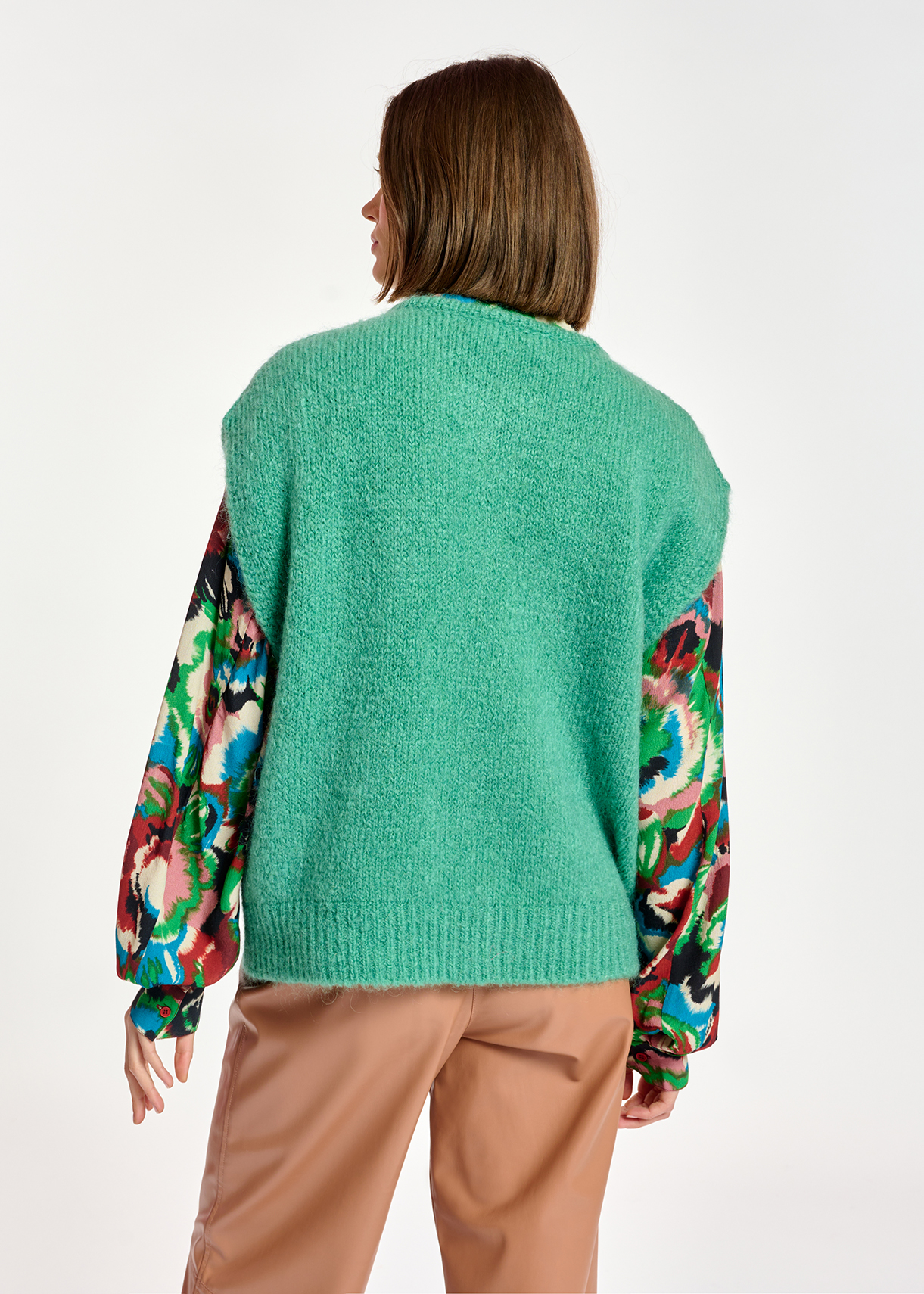 Donkerbeige mouwloze cardigan van mohairmix RE—SSENTIEL tweedehands photo 6